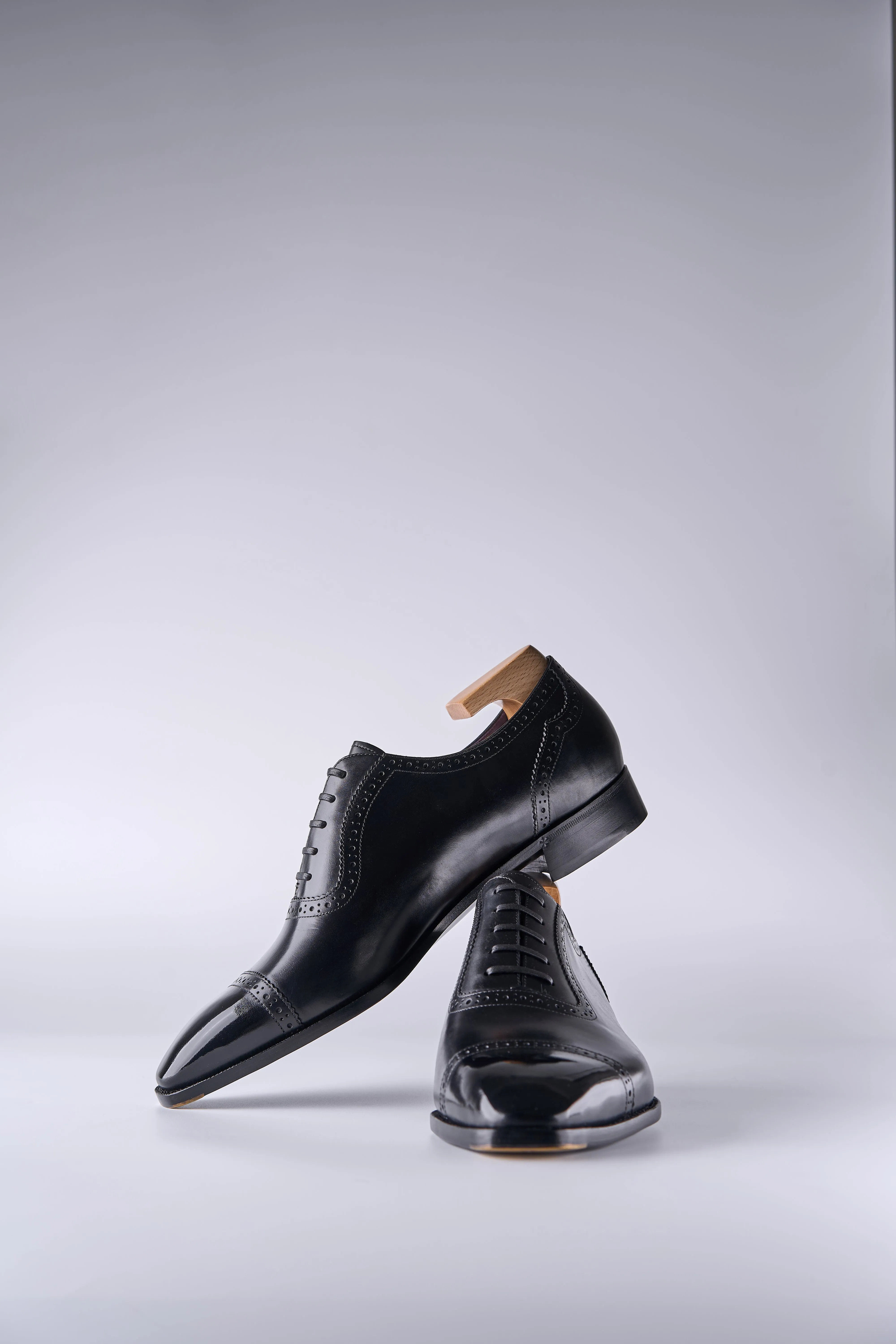 BLACK ADELAIDE SHOES 5050