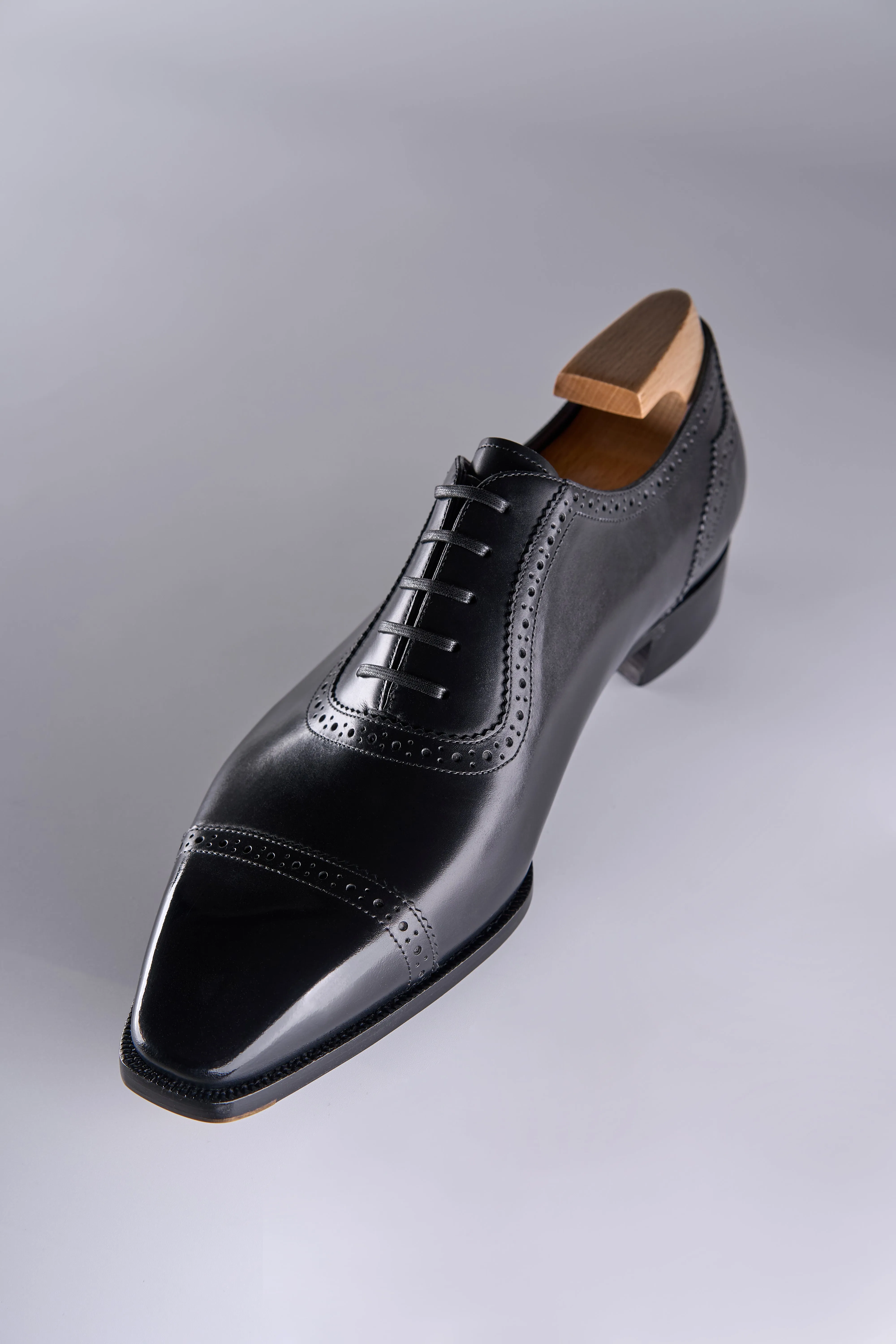 BLACK ADELAIDE SHOES 5050
