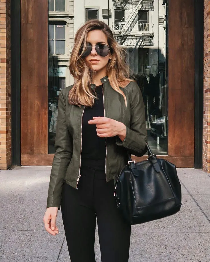 Chic Women’s Slim-Fit Leather Jacket for Modern Fashion