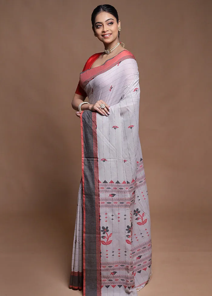 Cream Cotton Saree With Blouse Piece