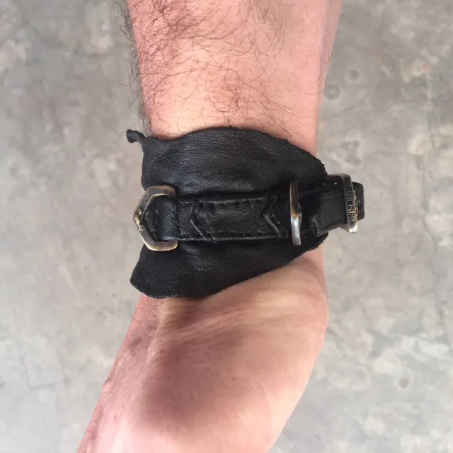 D Ring Raw Cuff