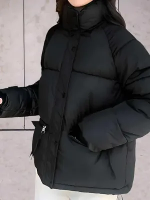 Dana parka featuring a stand-up collar and double closure