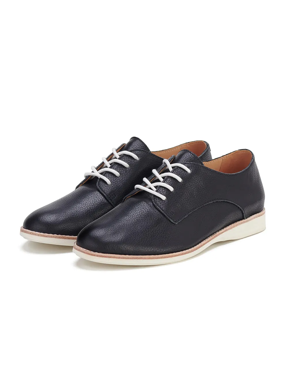 Derby Super Soft Black Tumble Shoes
