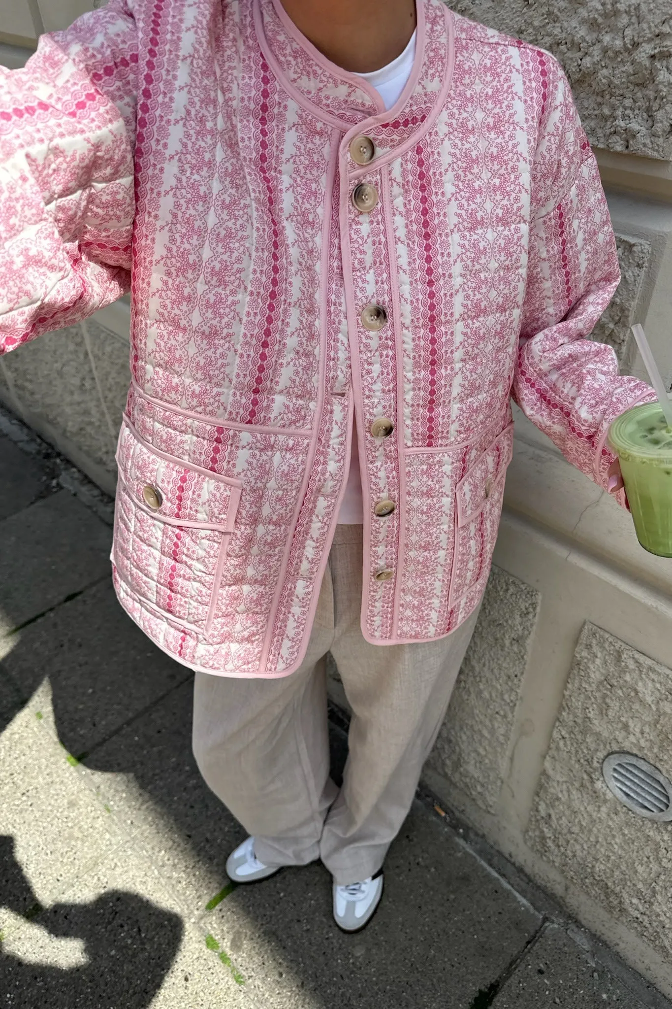 EmmyIC Quilted Jakke - Pink Blomsterprint