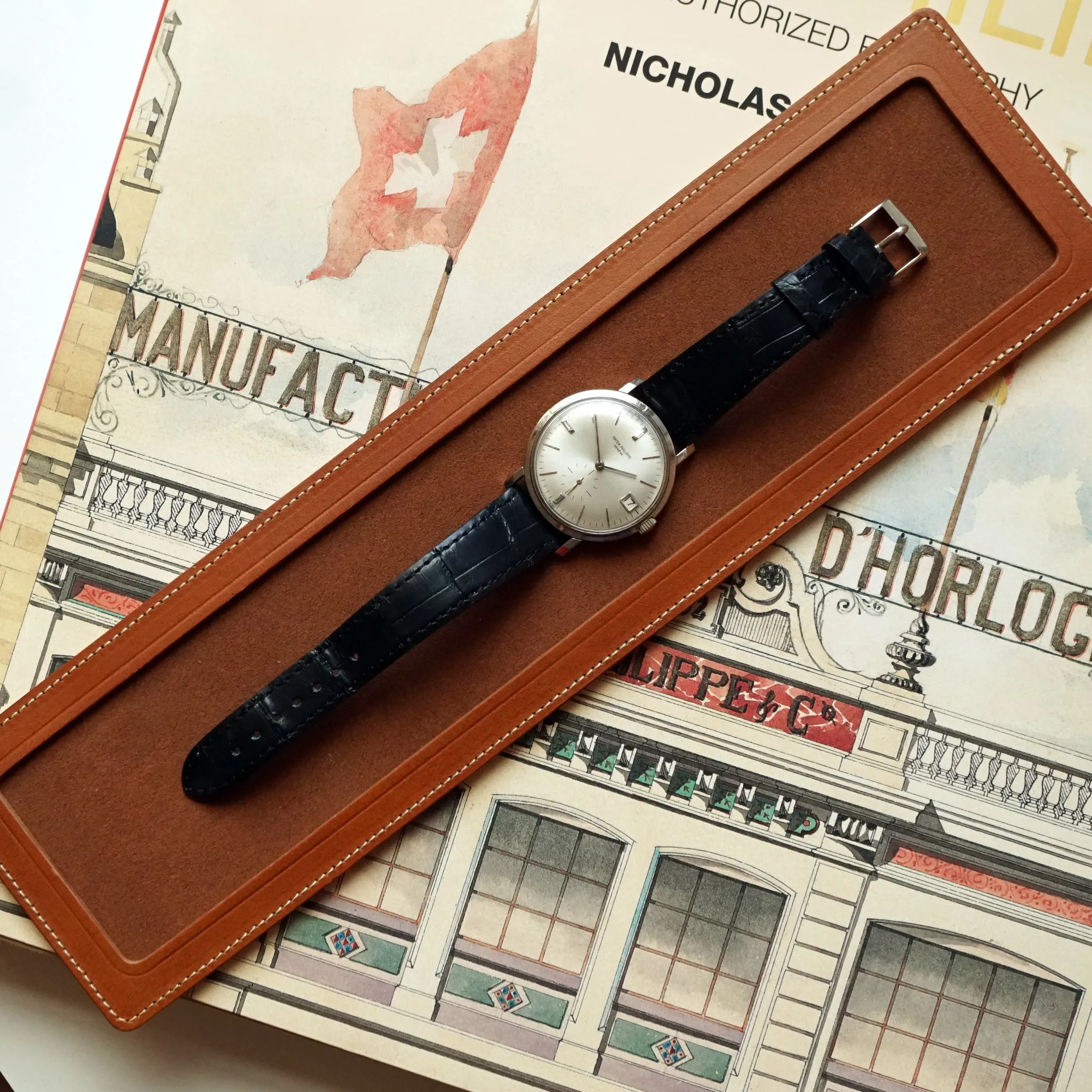 GOLD TAN LEATHER SINGLE WATCH TRAY