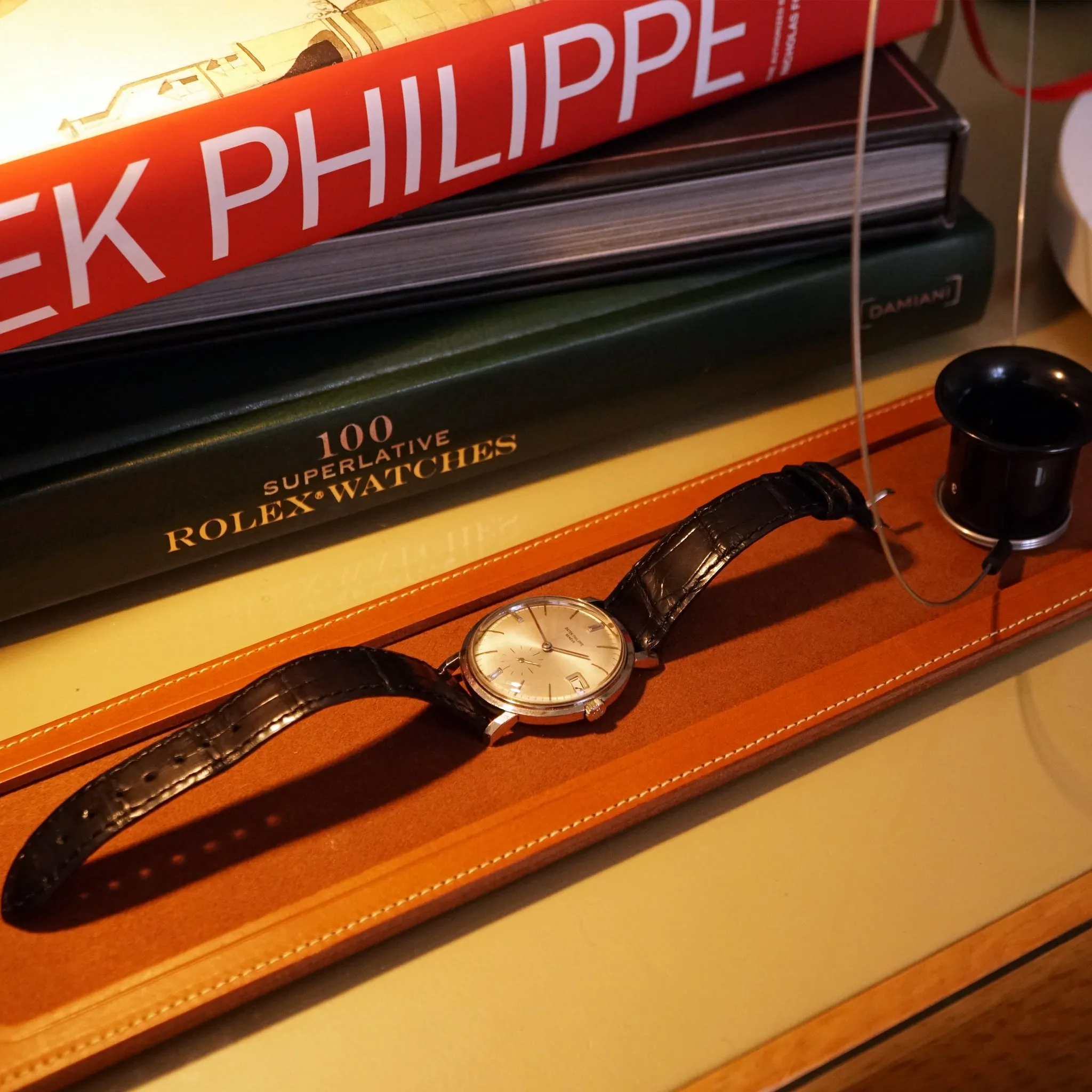 GOLD TAN LEATHER SINGLE WATCH TRAY