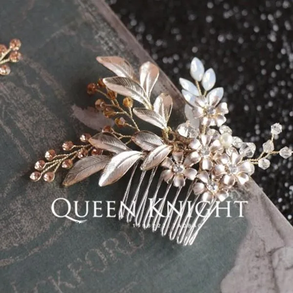 Hand-woven Vine Flower Branches Hair Comb-860266