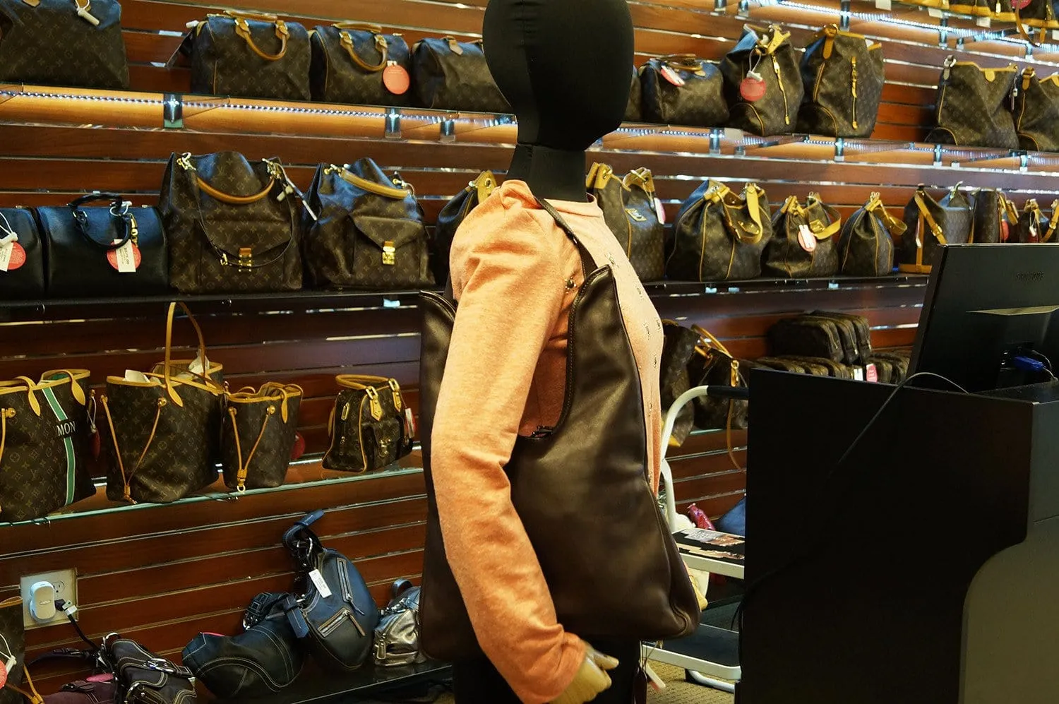 HERMES Massai PM Leather Shoulder Bag - Final Call