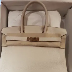 Hermès Birkin 30 Craie Togo Gold Hardware GHW