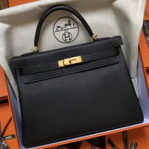 Hermès Kelly 32 Noir (Black) Togo Gold Hardware GHW