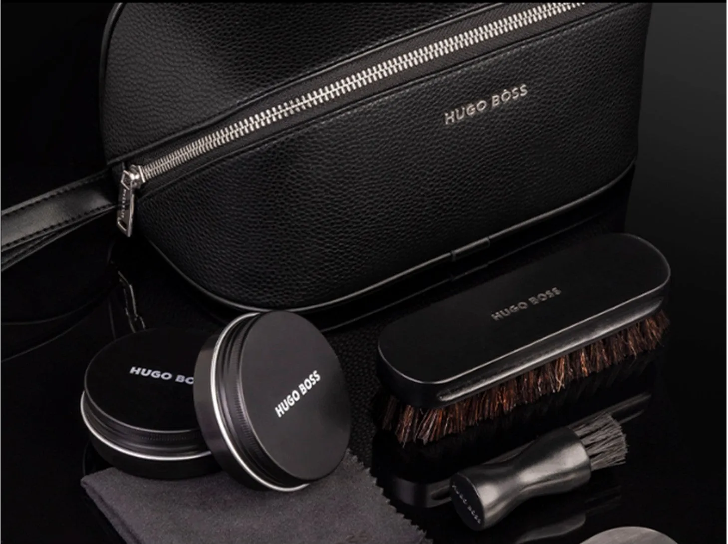 HUGO BOSS HAS229-Shoe care kit Storyline