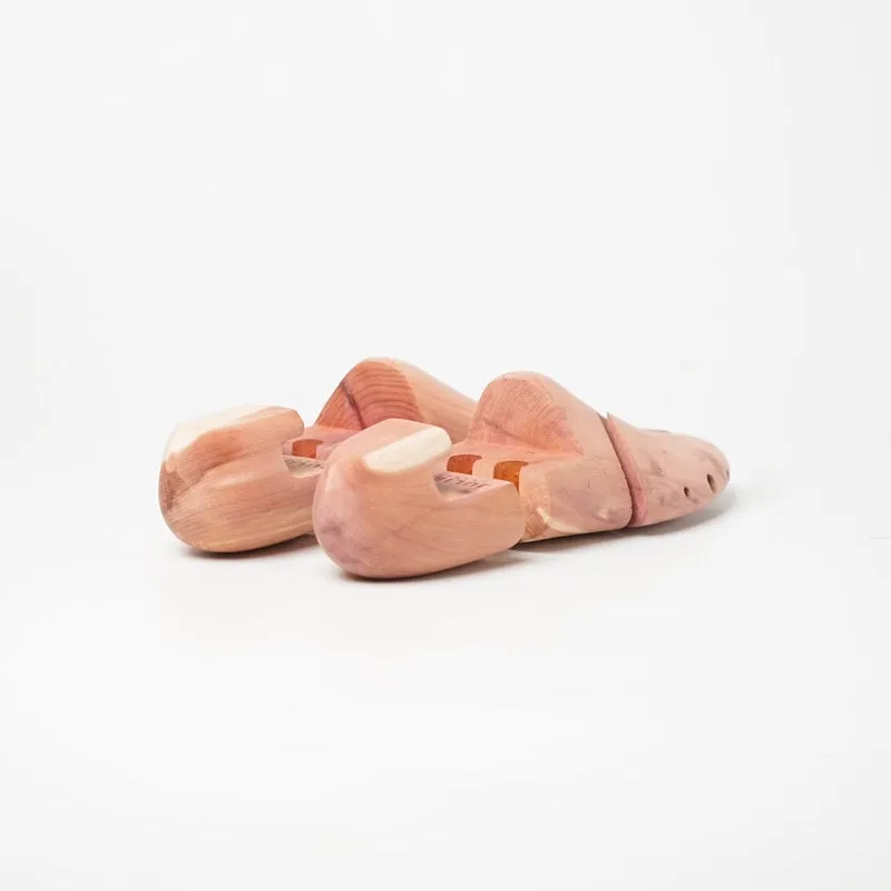 JULIETTA - Red Cedar Premium Shoe Tree made with Aromatic Redcedar from the USA.Premium ดันทรงรองเท้าผลิตจากไม้ Redcedar