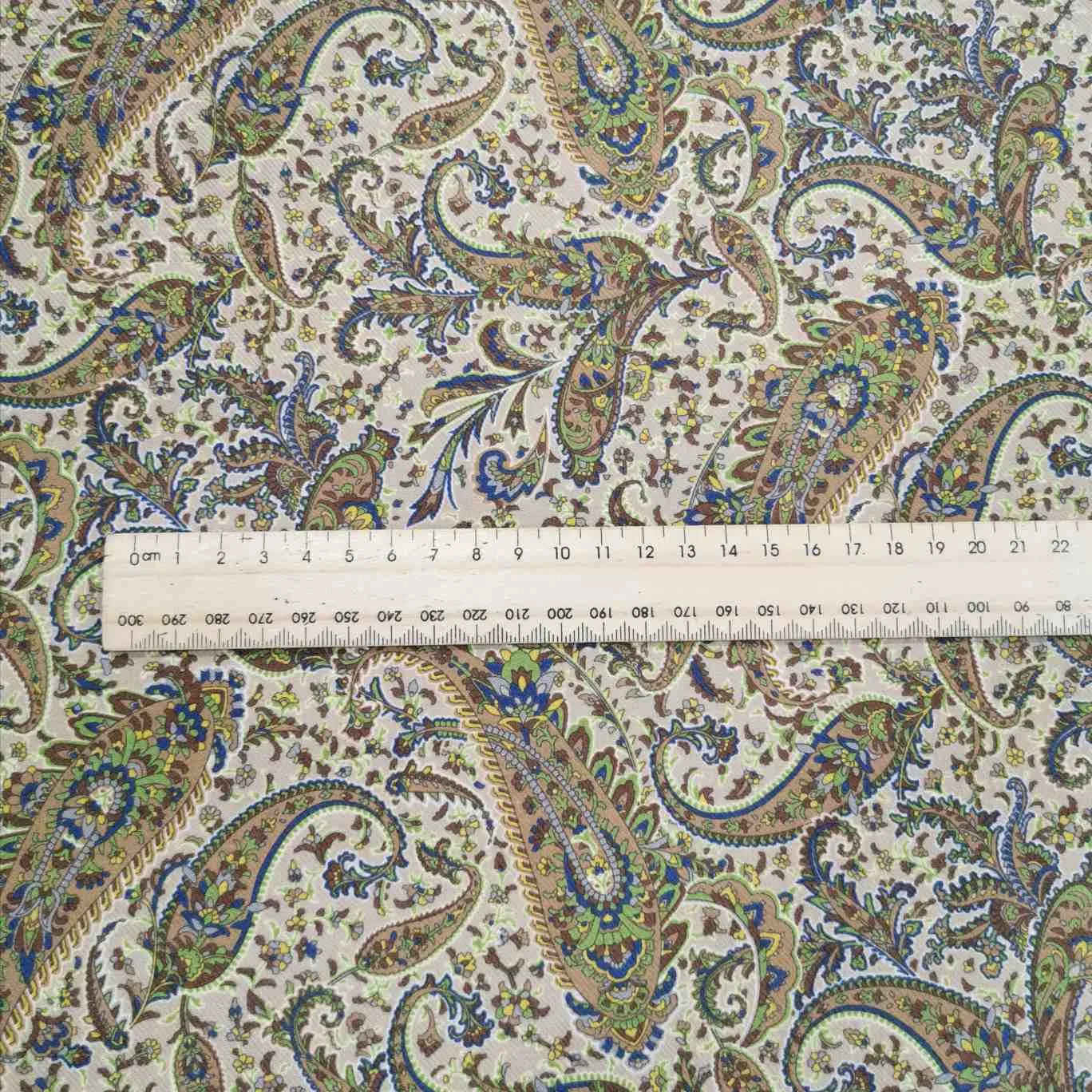 Kokka Cotton Twill, Paisley, Green