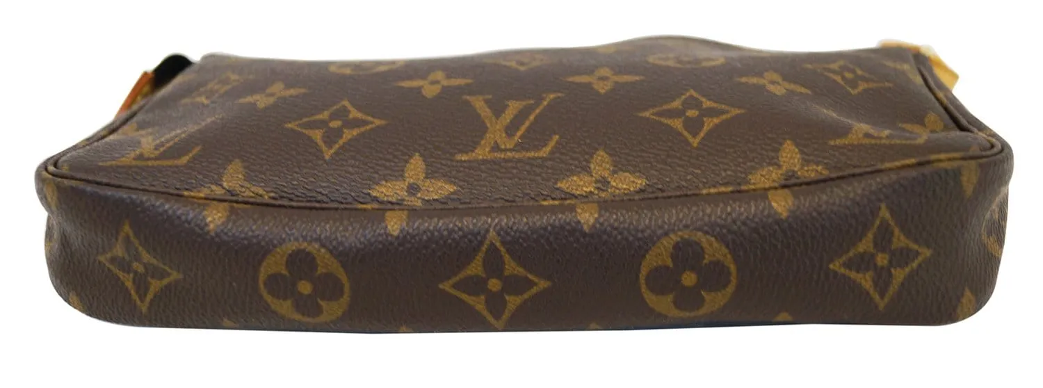 LOUIS VUITTON Monogram Canvas Pochette Accessoires Handbag