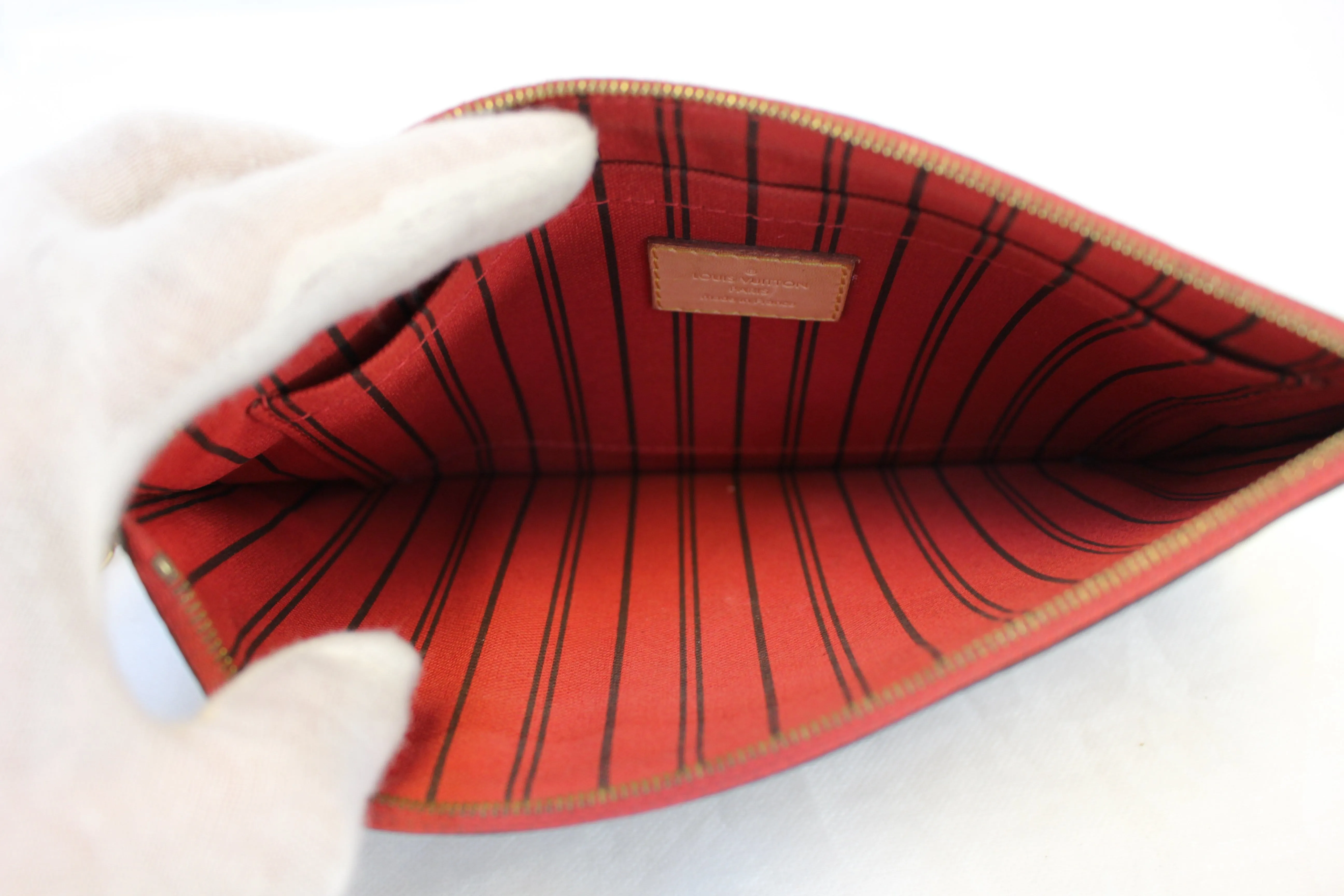 LOUIS VUITTON Monogram Neverfull MM Pochette Wristlet Red