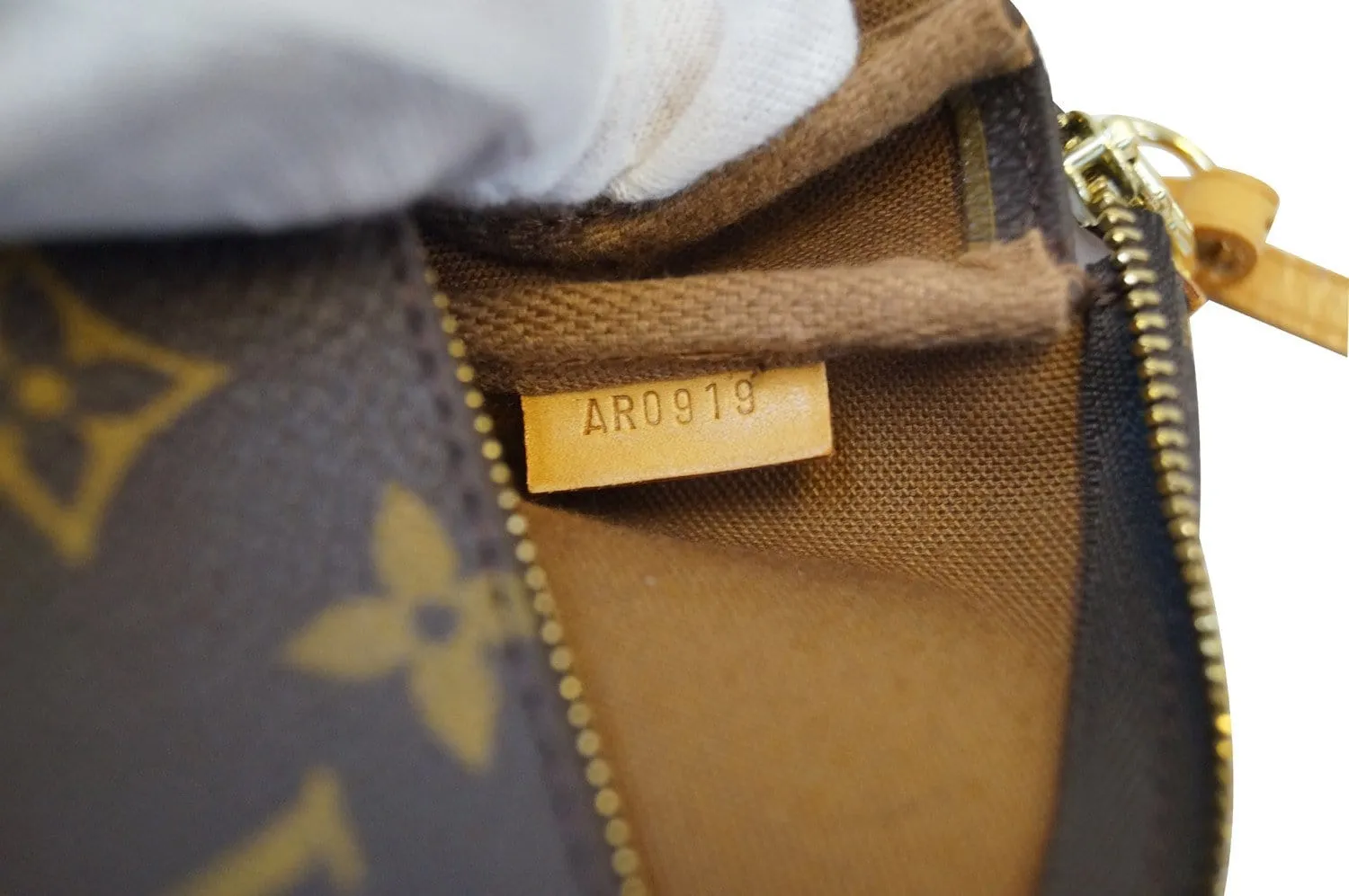 LOUIS VUITTON Monogram Pochette Accessories Pouch