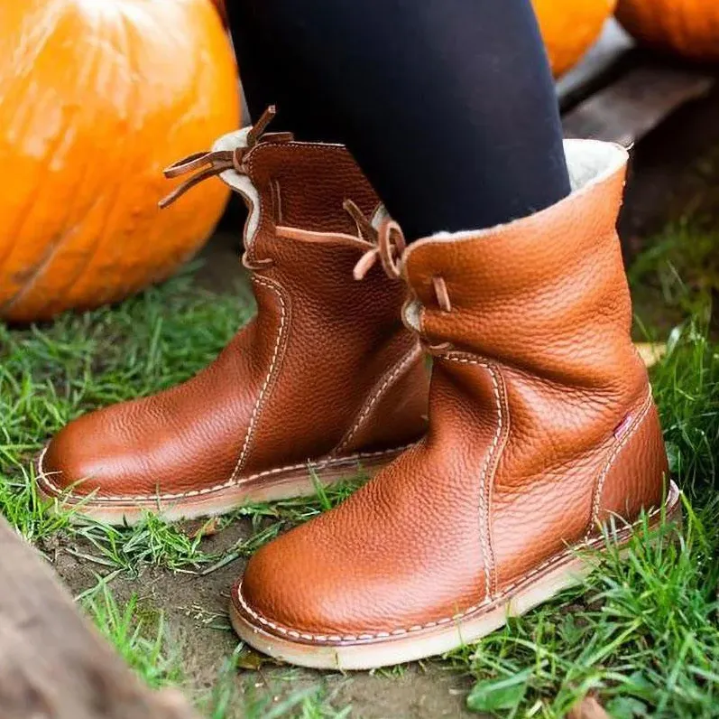Margaretha | waterproof design with wool lining women's boots