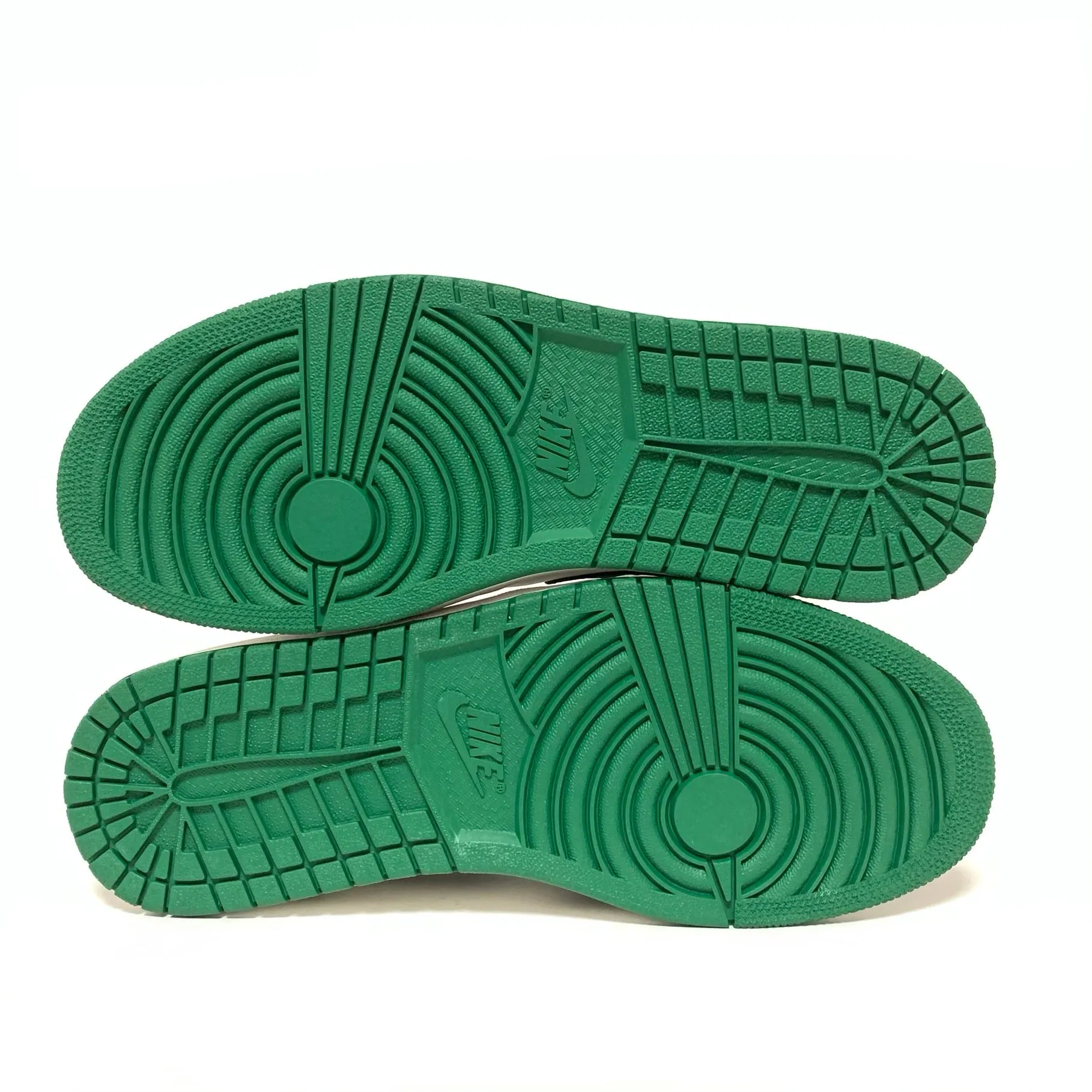 NIKE AIR JORDAN 1 RETRO HIGH DMP CELTICS