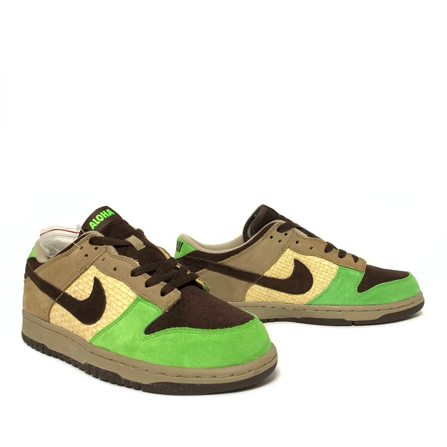 NIKE DUNK LOW KICKSHAWAII