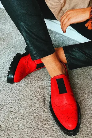 Oxford rosse con punta rotonda e motivo patchwork colorblock scavato 