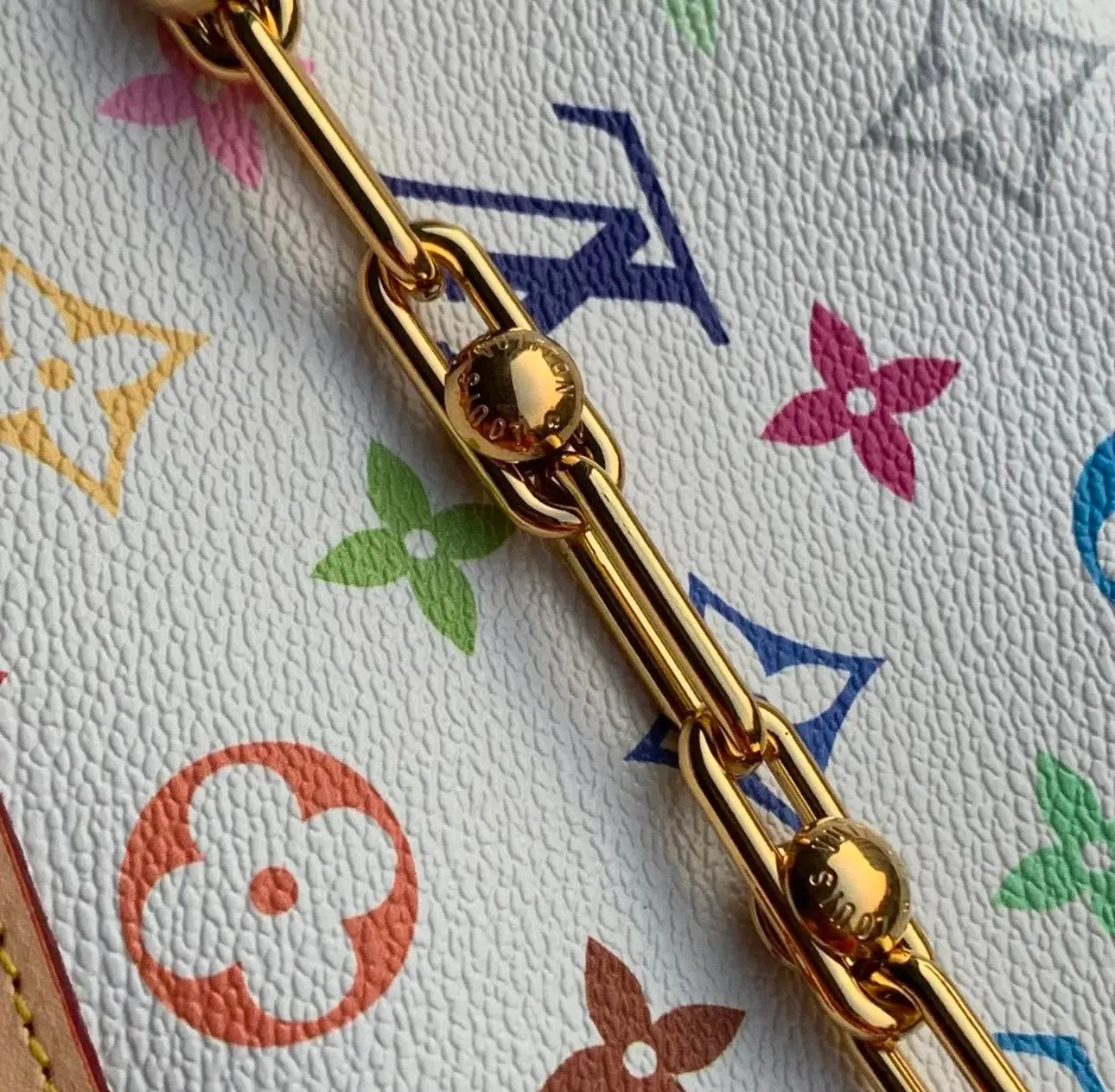 Pochette Accessories