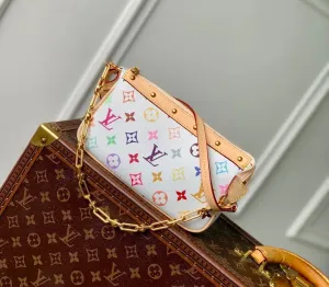 Pochette Accessories