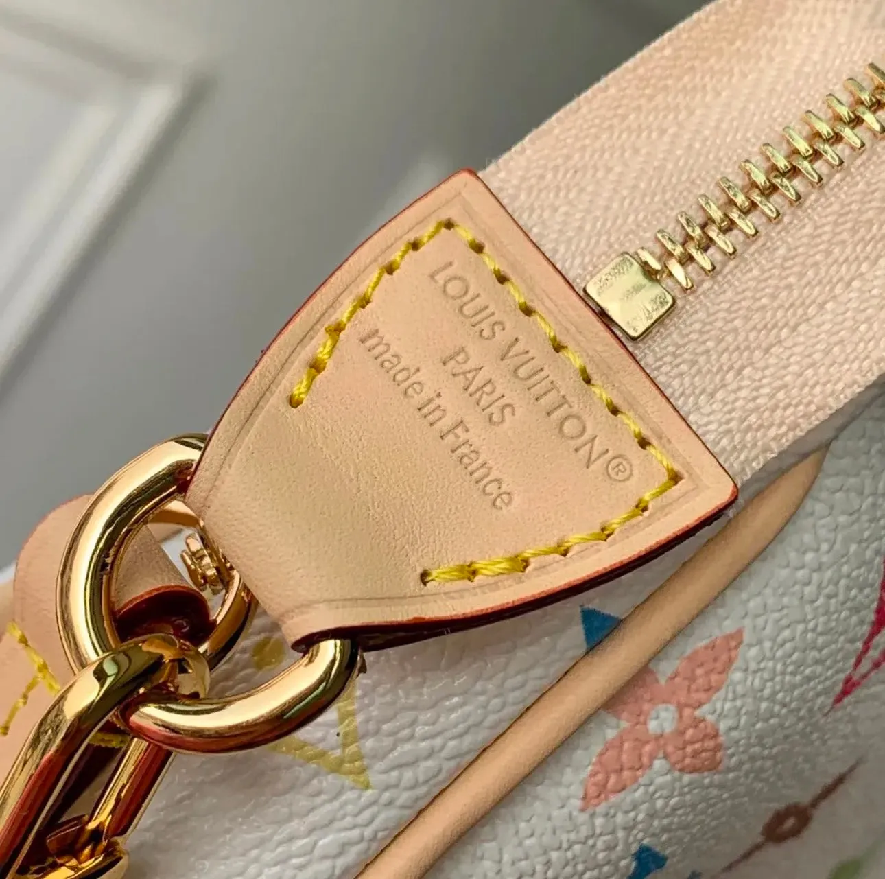 Pochette Accessories