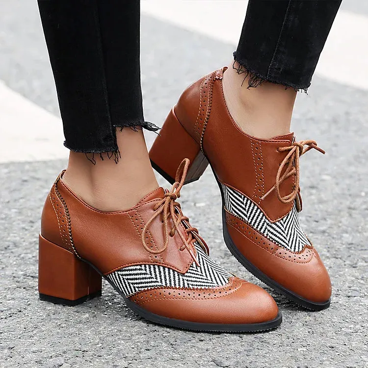 Scarpe Oxford brogue casual con punta tonda, lacci e tacco spesso 