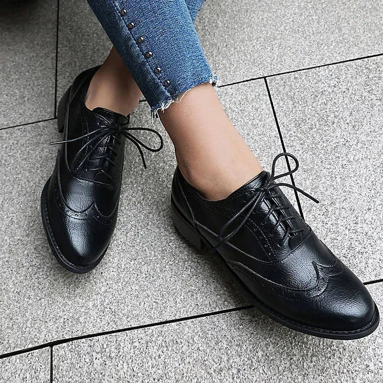 Scarpe Oxford Brogue con lacci e punta tonda e tacco basso a blocco, tinta unita, patchwork 