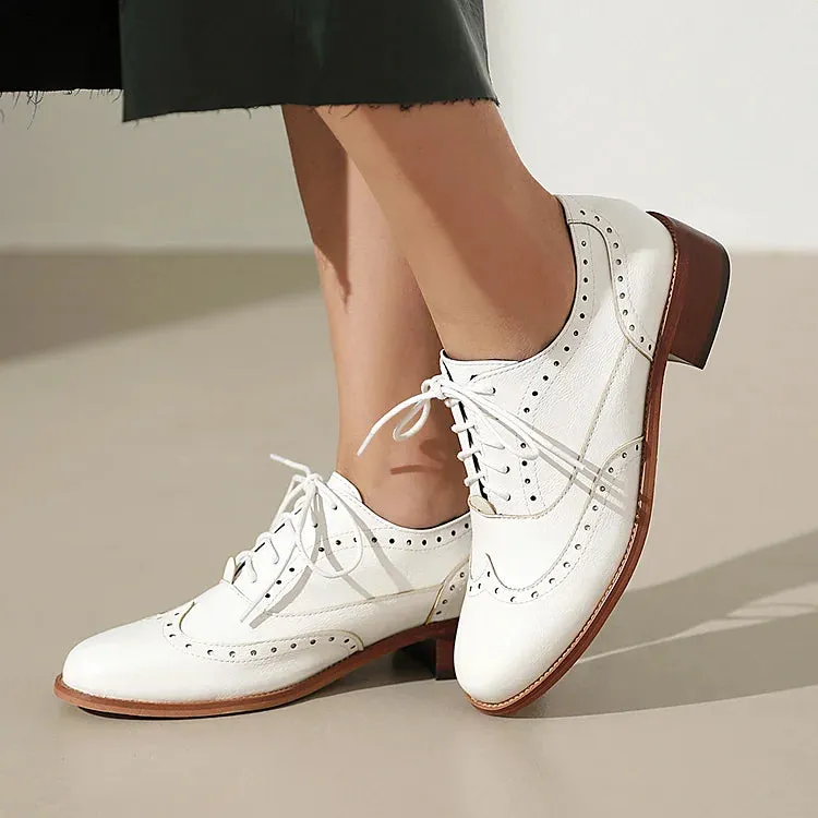 Scarpe Oxford Brogue con lacci e punta tonda e tacco basso a blocco, tinta unita, patchwork 