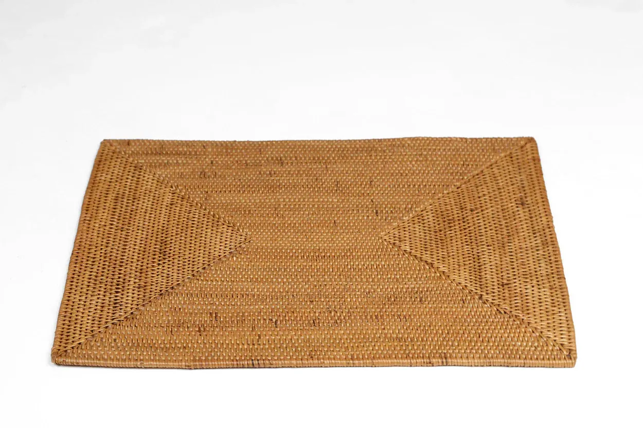 Tenganan Placemat Collection