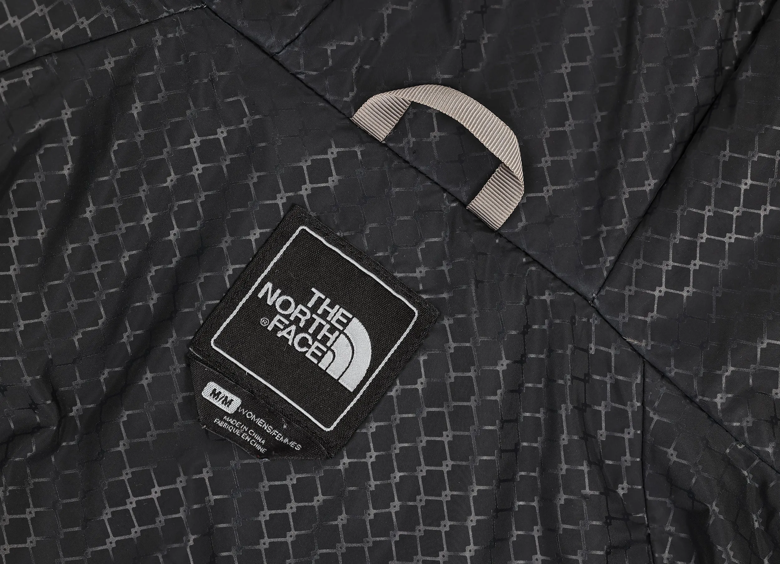 The North Face Cropped Hyvent Parka Jacket - Black - Womens M