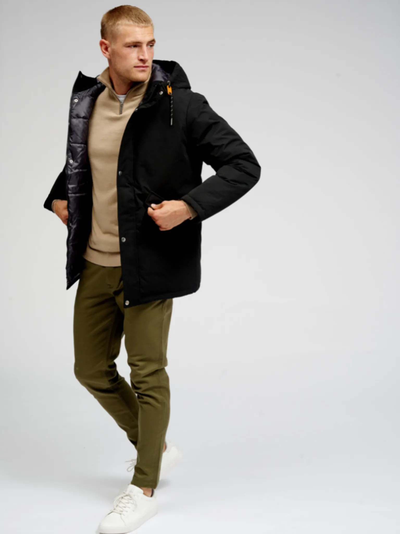 Tiefes Schwarz, Hoher Stil-Parka Jacke