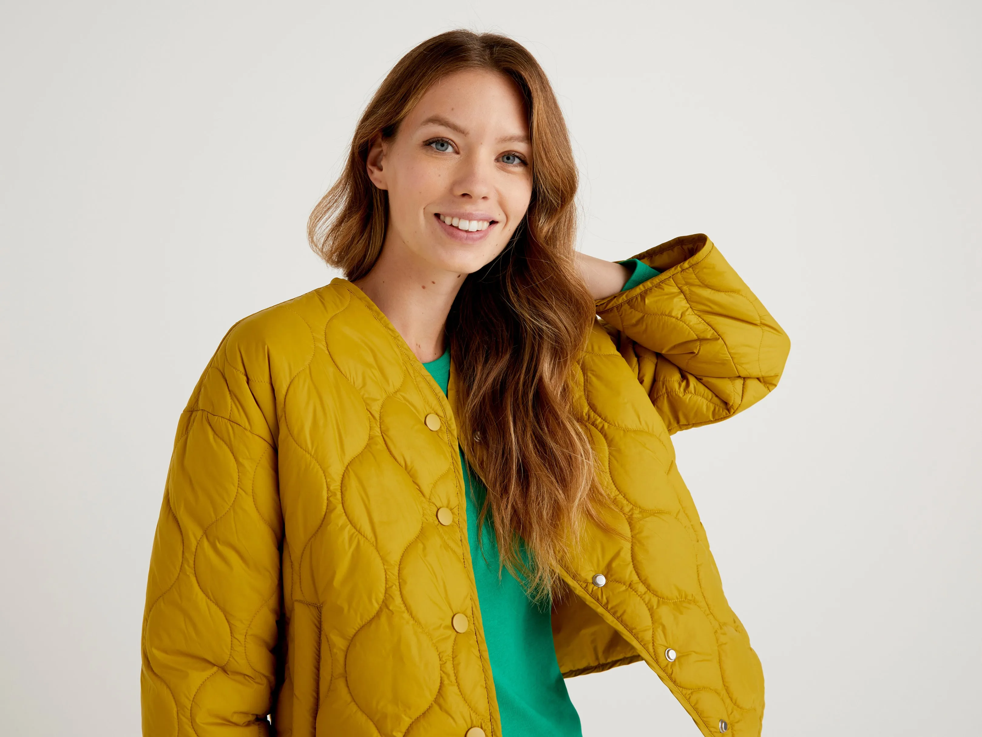 Womens Quilted Button Down V-Neck Jacket