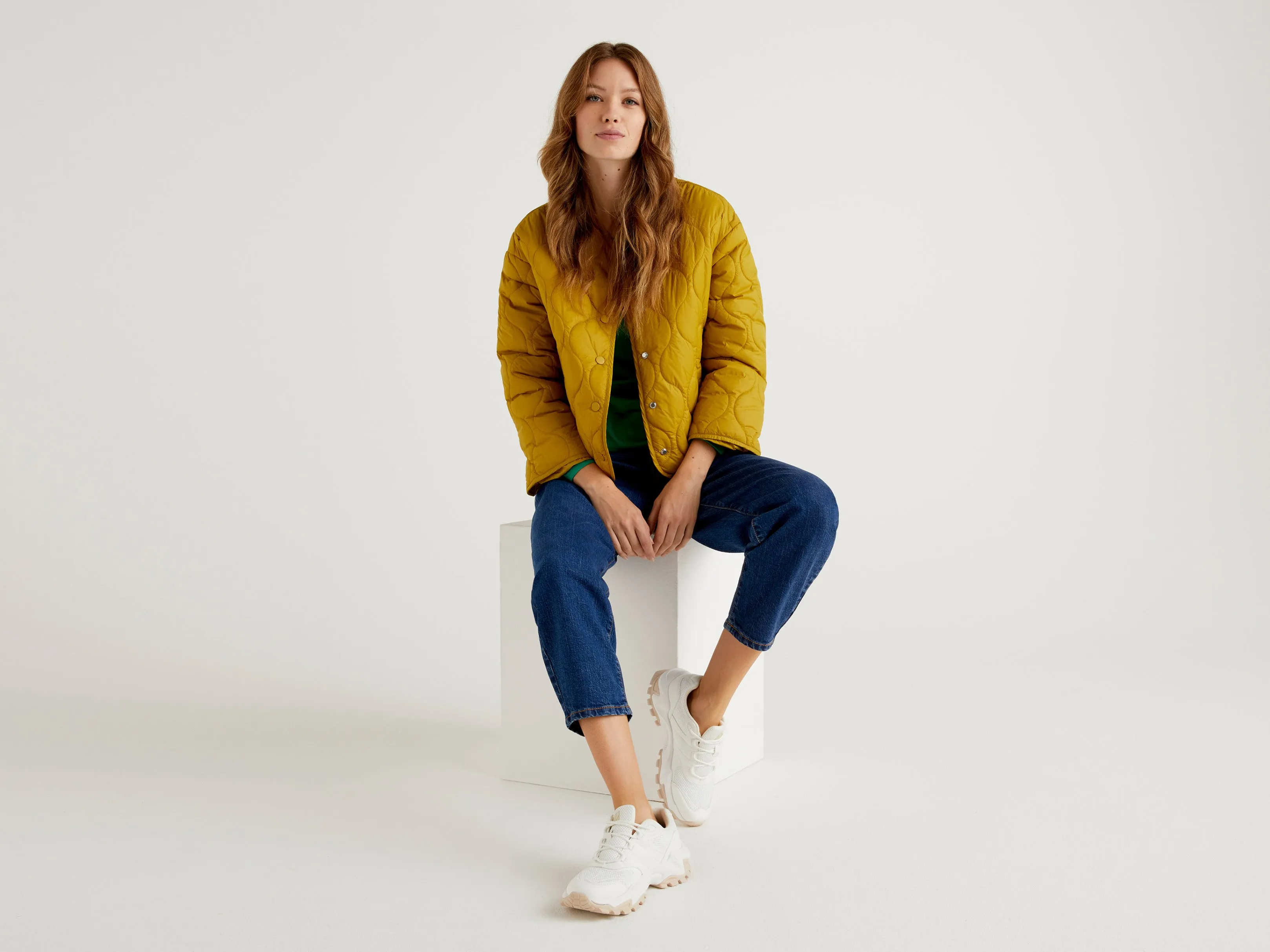 Womens Quilted Button Down V-Neck Jacket