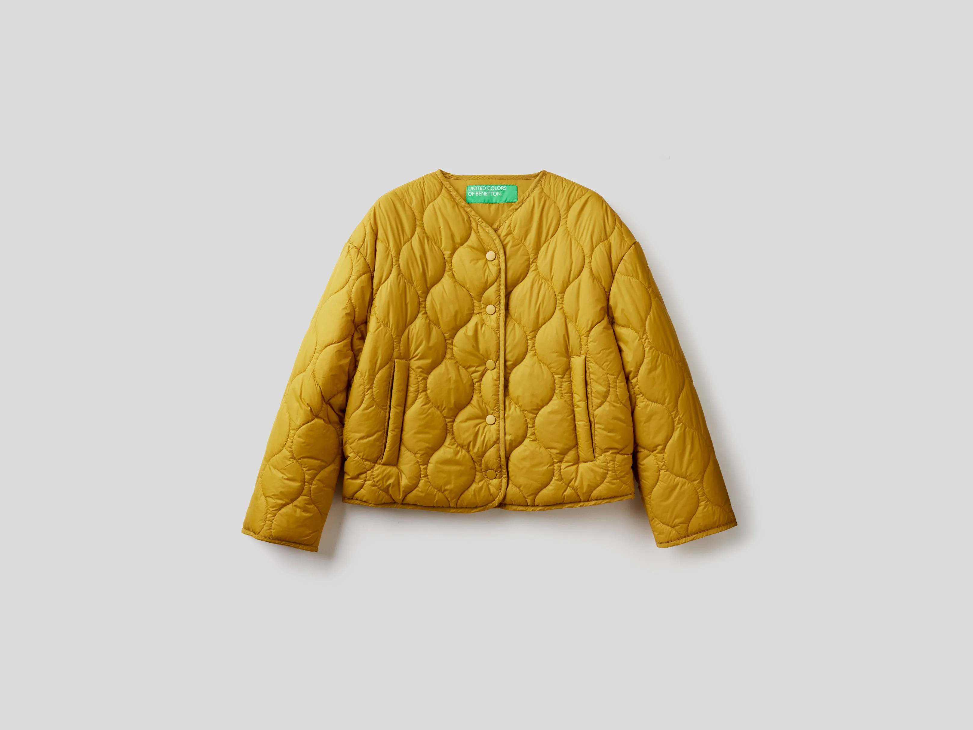 Womens Quilted Button Down V-Neck Jacket