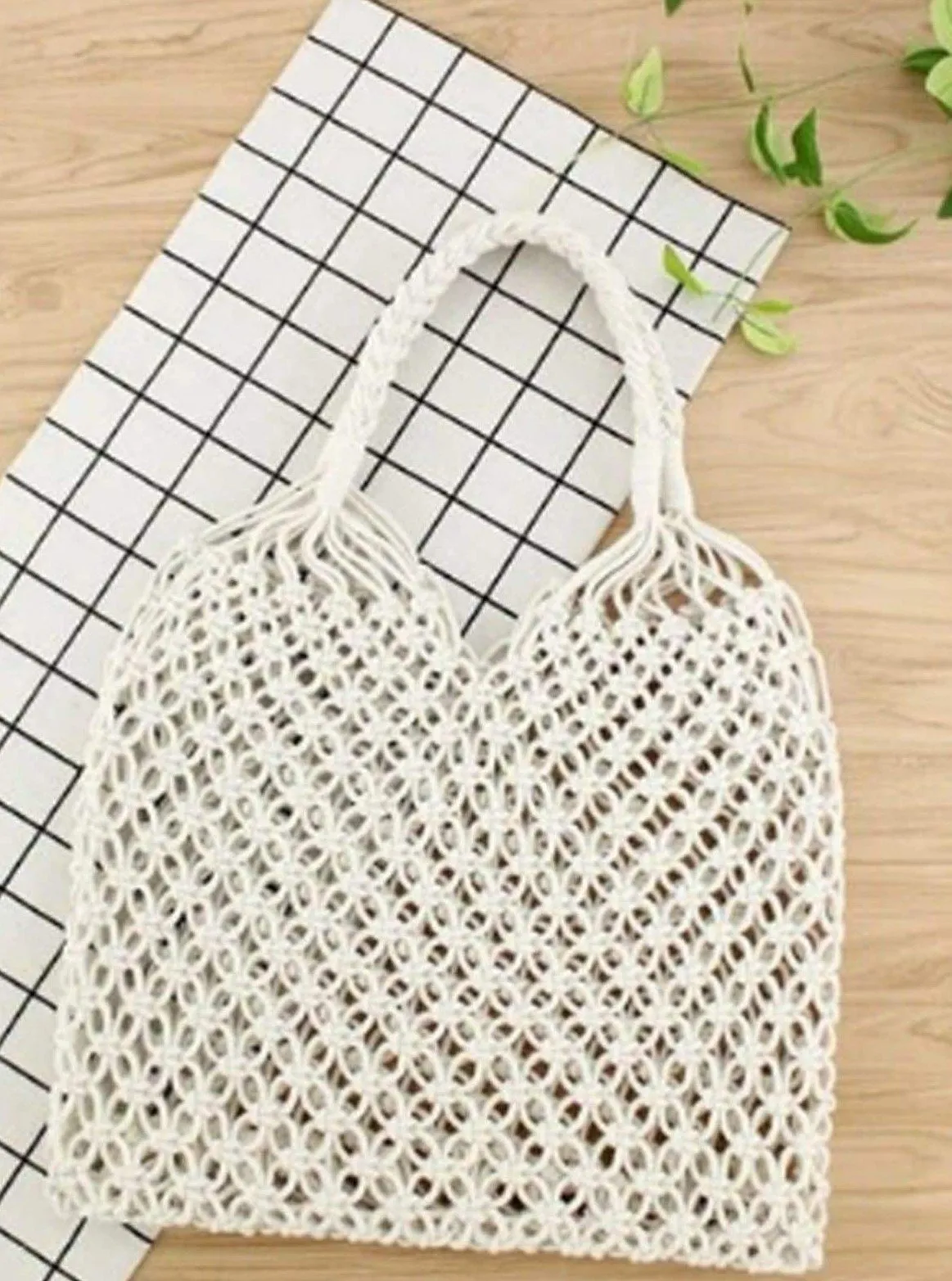 Women's Woven Hollow Out Handbag