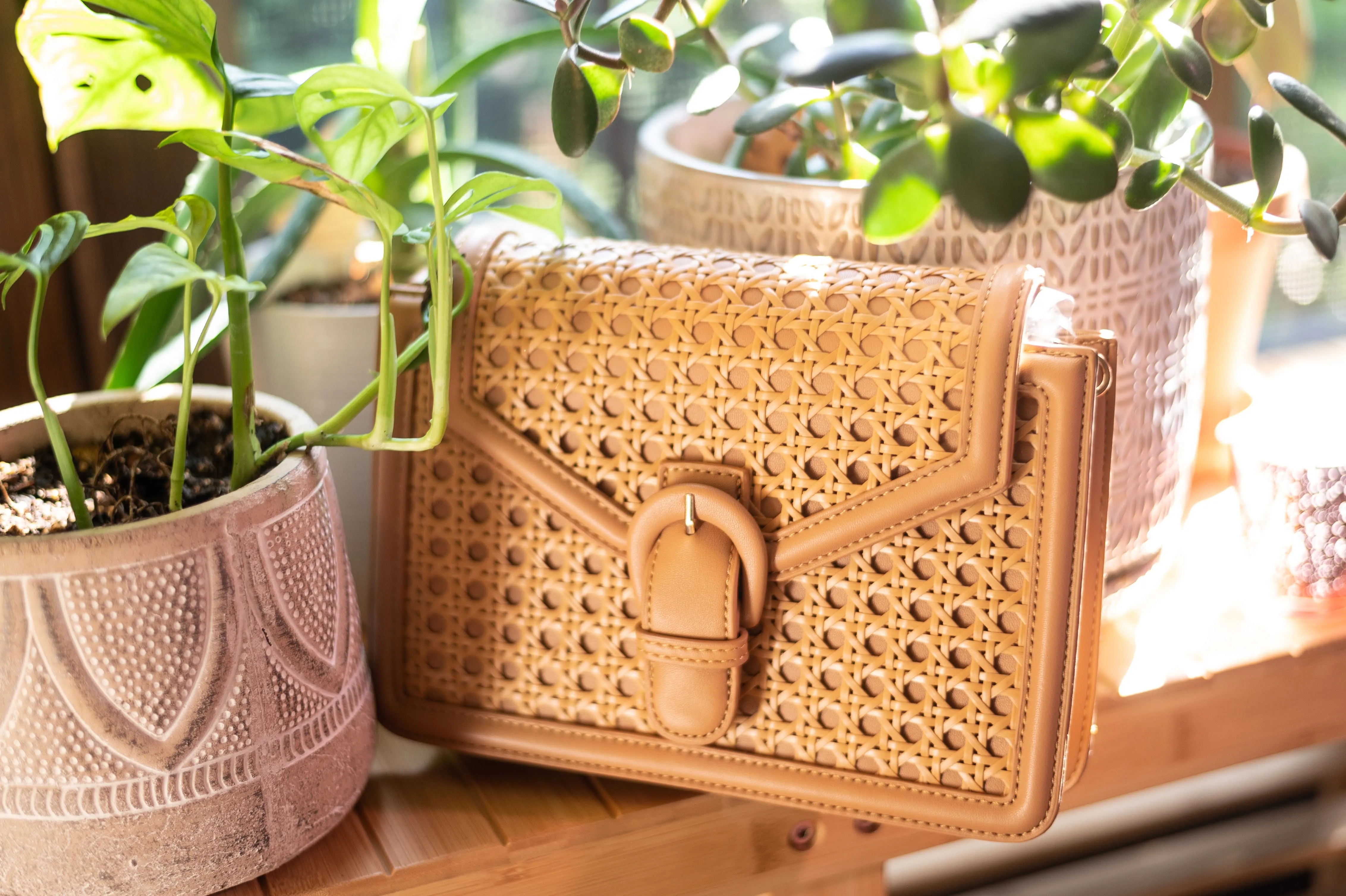 Woven Pattern Rectangle Clutch